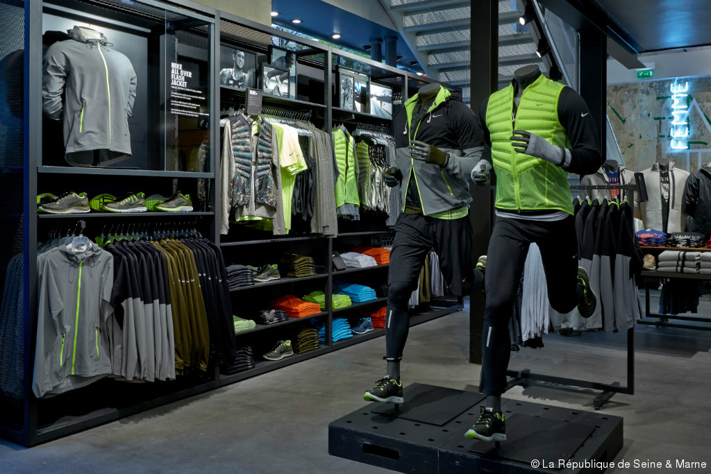 Boutique adidas hotsell carre senart